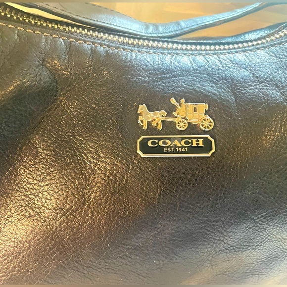 Coach Madison Leather Maggie Shoulder Bag Black - GUC - Picture 2 of 8